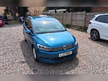 Used Volkswagen Touran 2017 for sale - 79453246: Photo