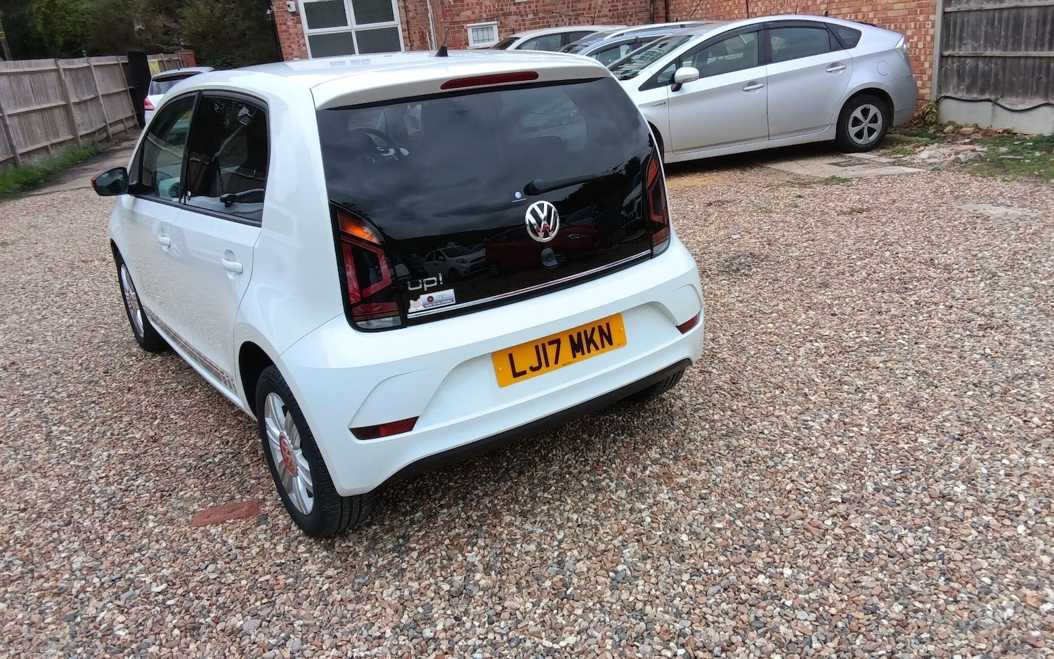 Used Volkswagen up! for sale - 76307829: Photo 11