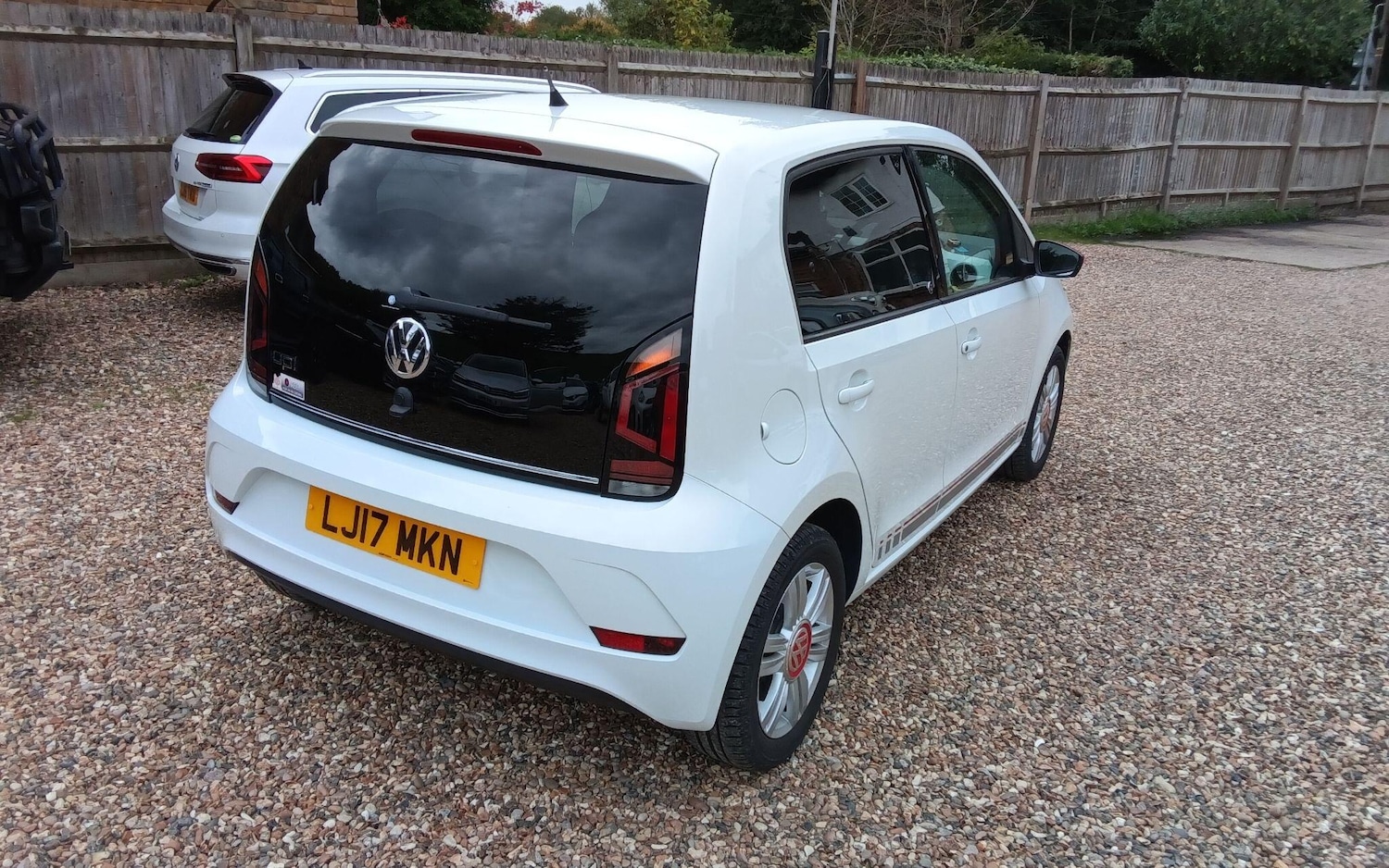 Used Volkswagen up! for sale - 76307829: Photo 27