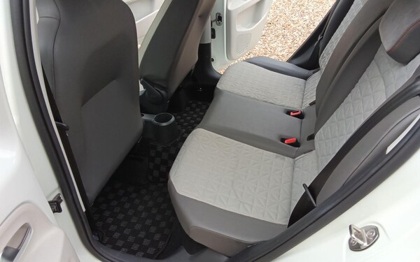 Used Volkswagen up! for sale - 76307829: Photo 33
