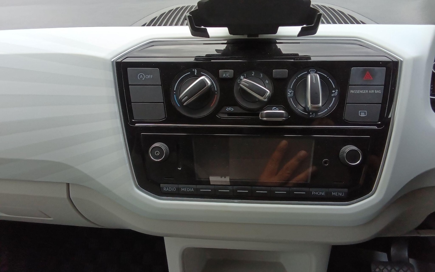 Used Volkswagen up! for sale - 76307829: Photo 36