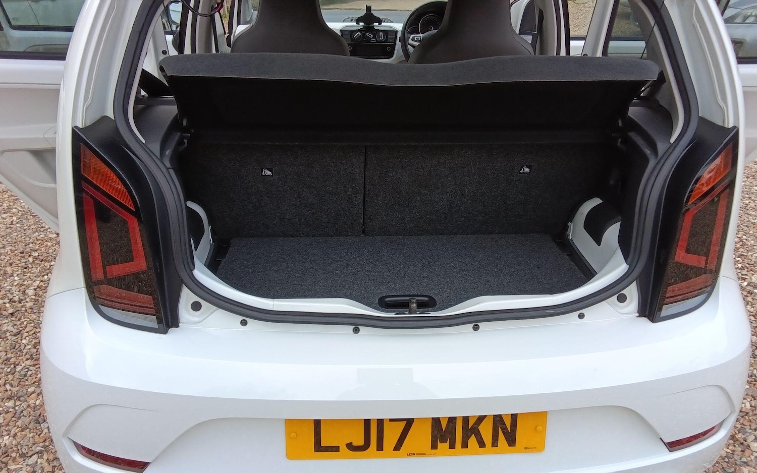 Used Volkswagen up! for sale - 76307829: Photo 38