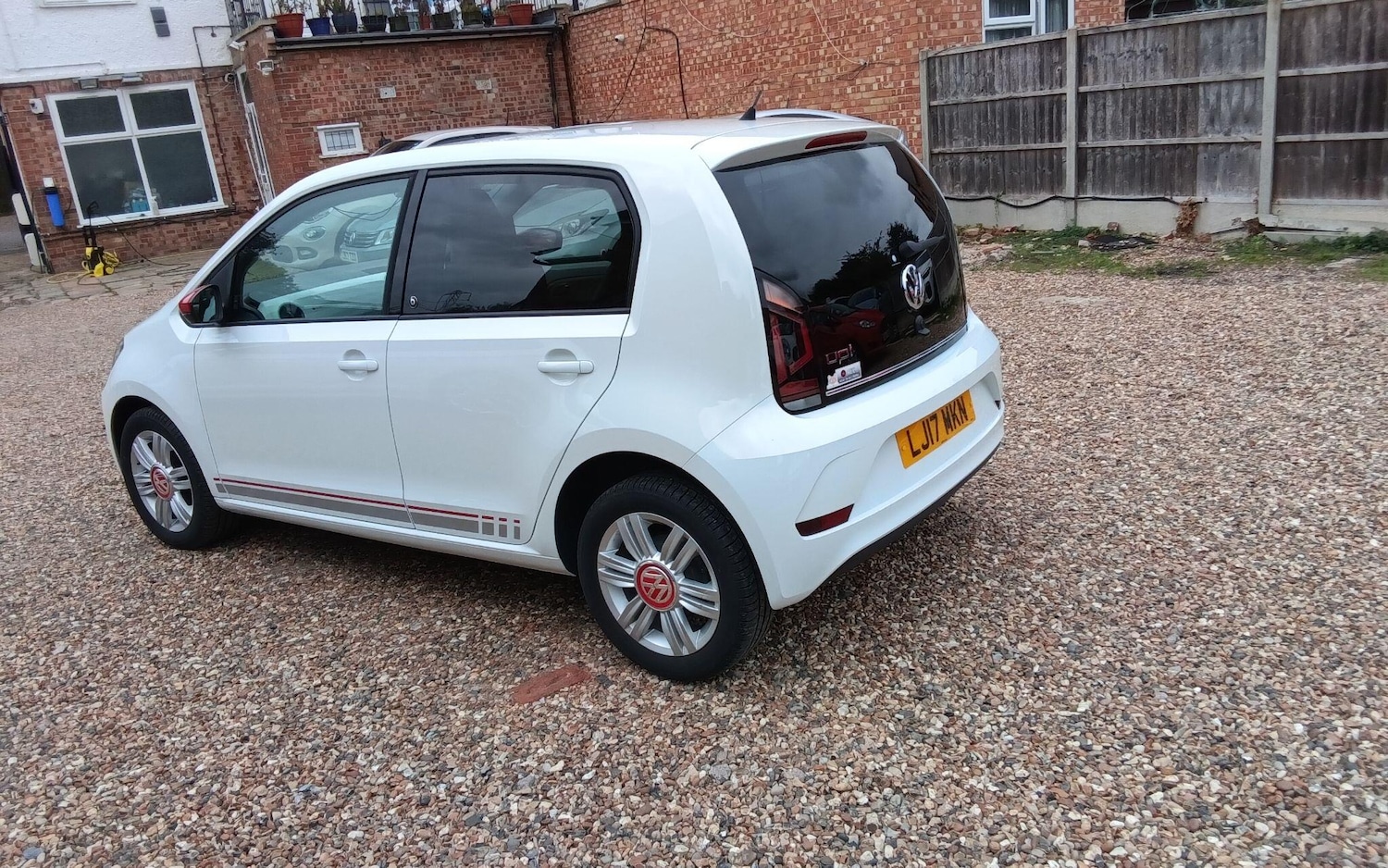 Used Volkswagen up! for sale - 76307829: Photo 5