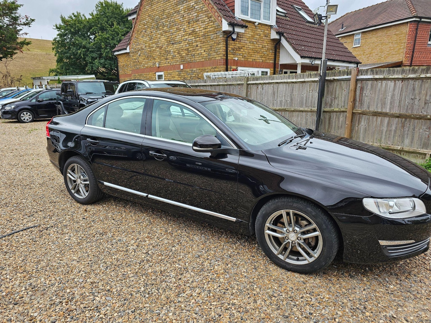 Used Volvo S80 2025 for sale - 76996087: Photo 3