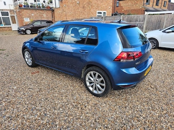 Used Volkswagen Golf 2014 for sale - 75858049: Photo