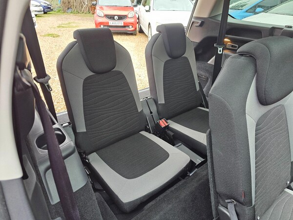 Used Citroen C4 Grand Picasso 2025 for sale - 76307605: Photo 37