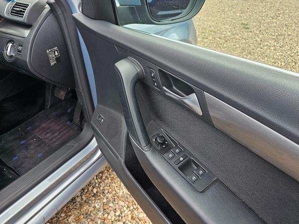 Used Volkswagen Passat for sale - 75115291: Photo 37