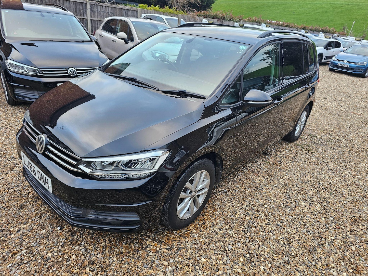 Used Volkswagen Touran for sale - 76700742: Photo 11