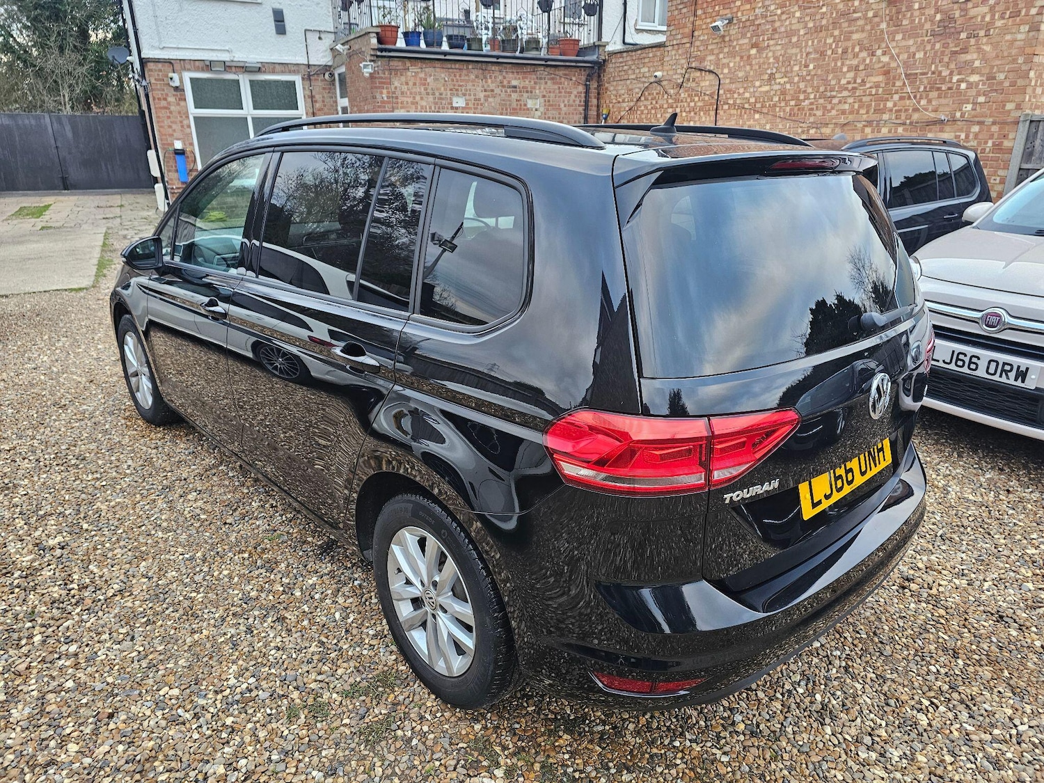 Used Volkswagen Touran for sale - 76700742: Photo 14