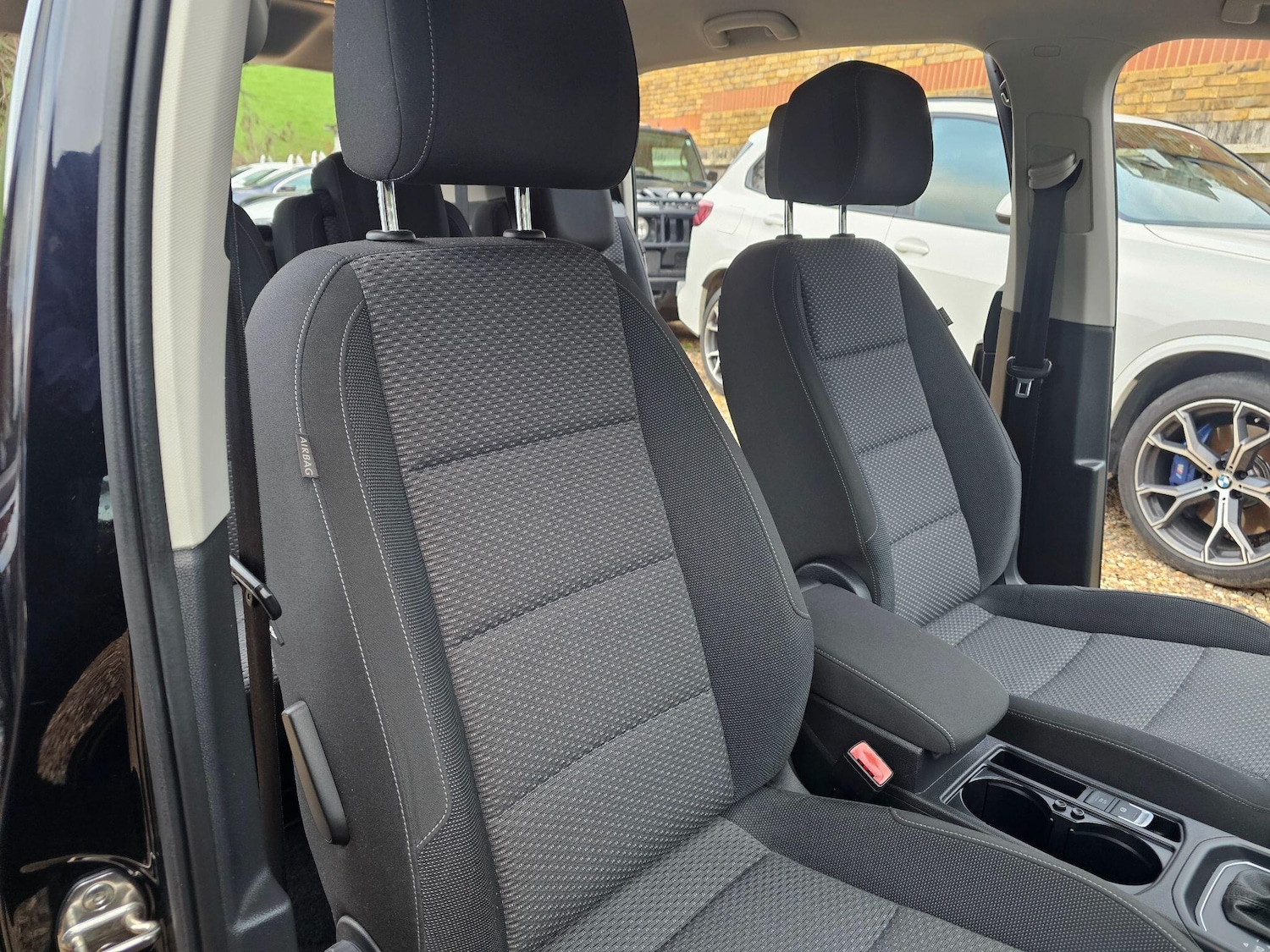 Used Volkswagen Touran for sale - 76700742: Photo 35