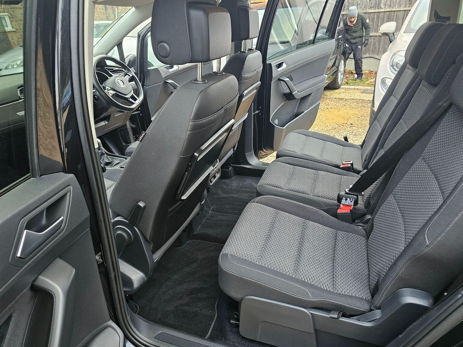 Used Volkswagen Touran for sale - 76700742: Photo 38