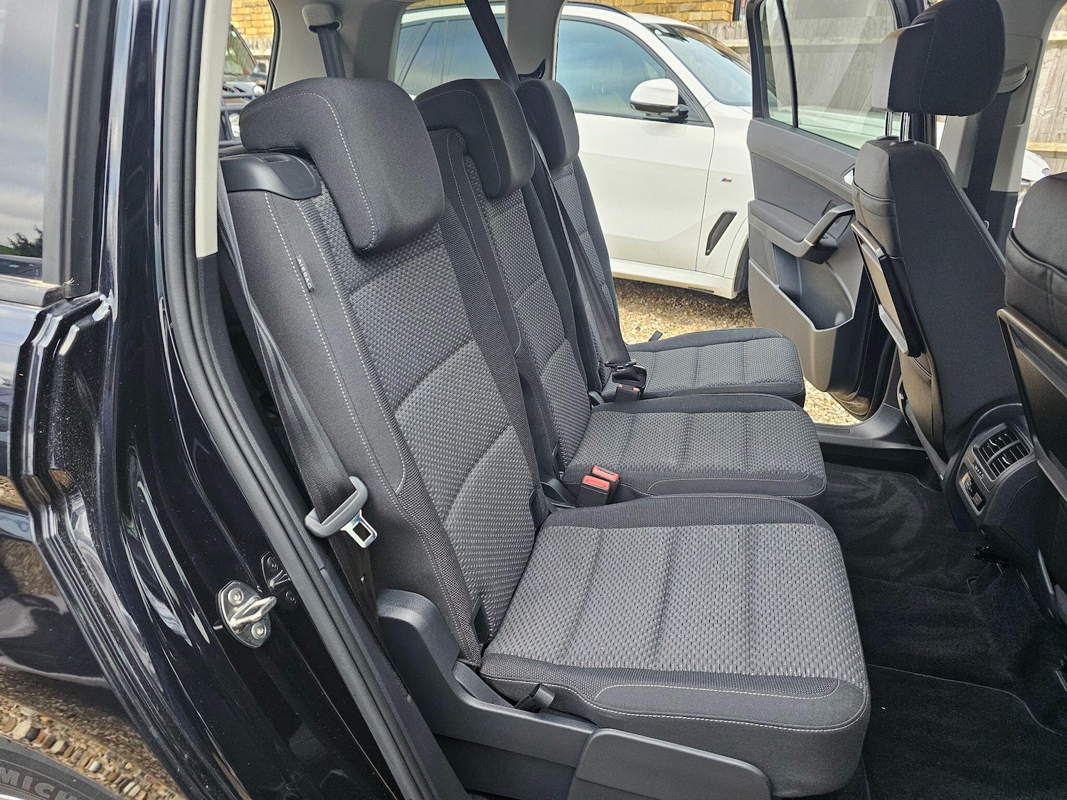 Used Volkswagen Touran for sale - 76700742: Photo 42