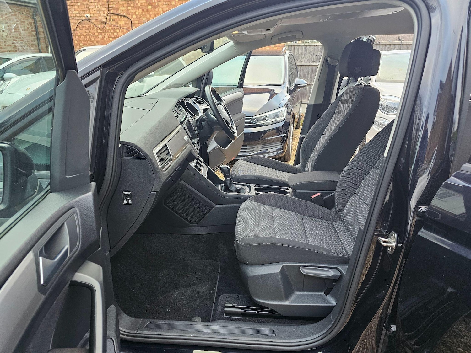 Used Volkswagen Touran for sale - 76700742: Photo 52