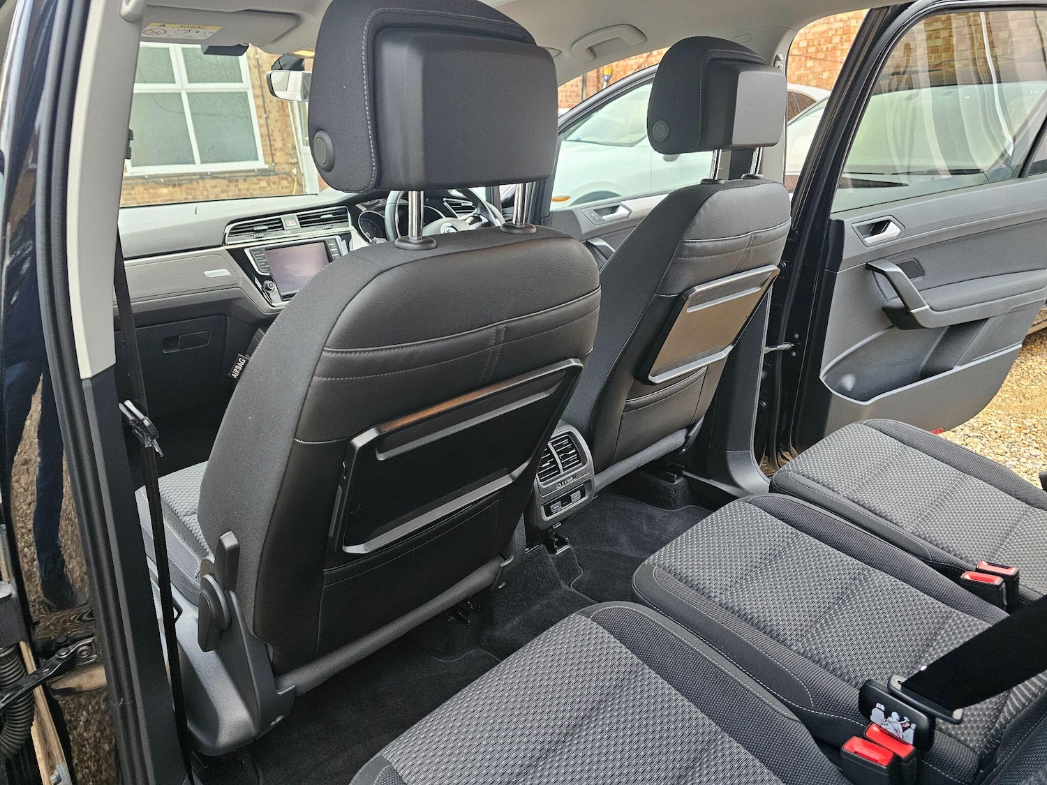 Used Volkswagen Touran for sale - 76700742: Photo 57