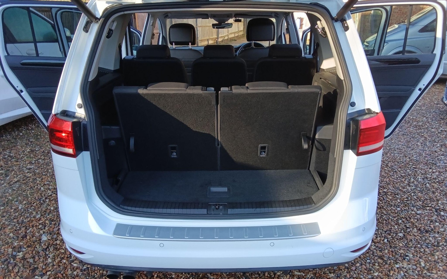 Used Volkswagen Touran 2025 for sale - 77029415: Photo 49