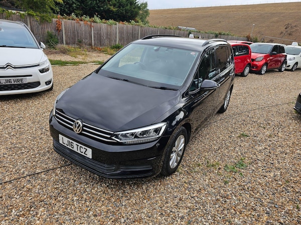 Used Volkswagen Touran 2025 for sale - 75670229: Photo 2