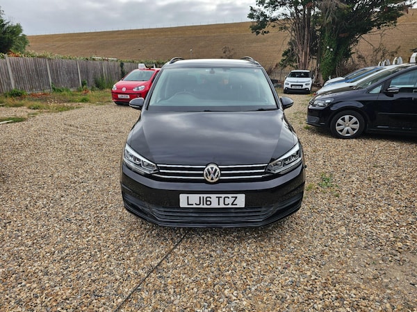 Used Volkswagen Touran 2025 for sale - 75670229: Photo 4