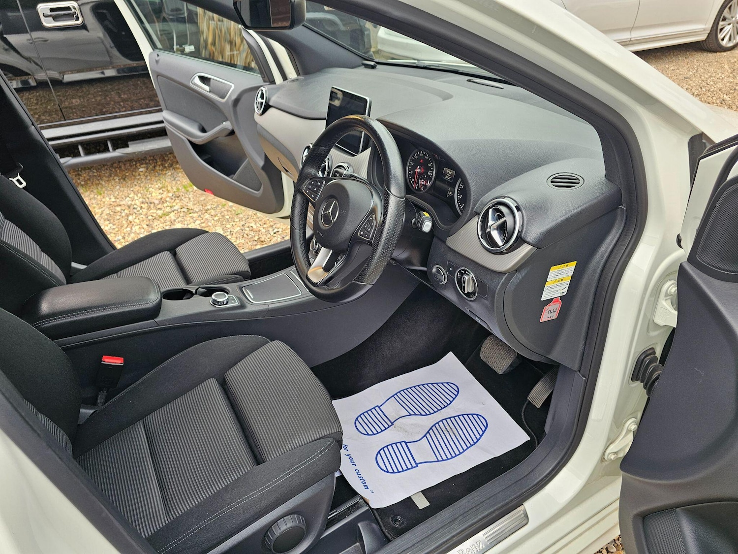 Used Mercedes-Benz B Class for sale - 76307357: Photo 32