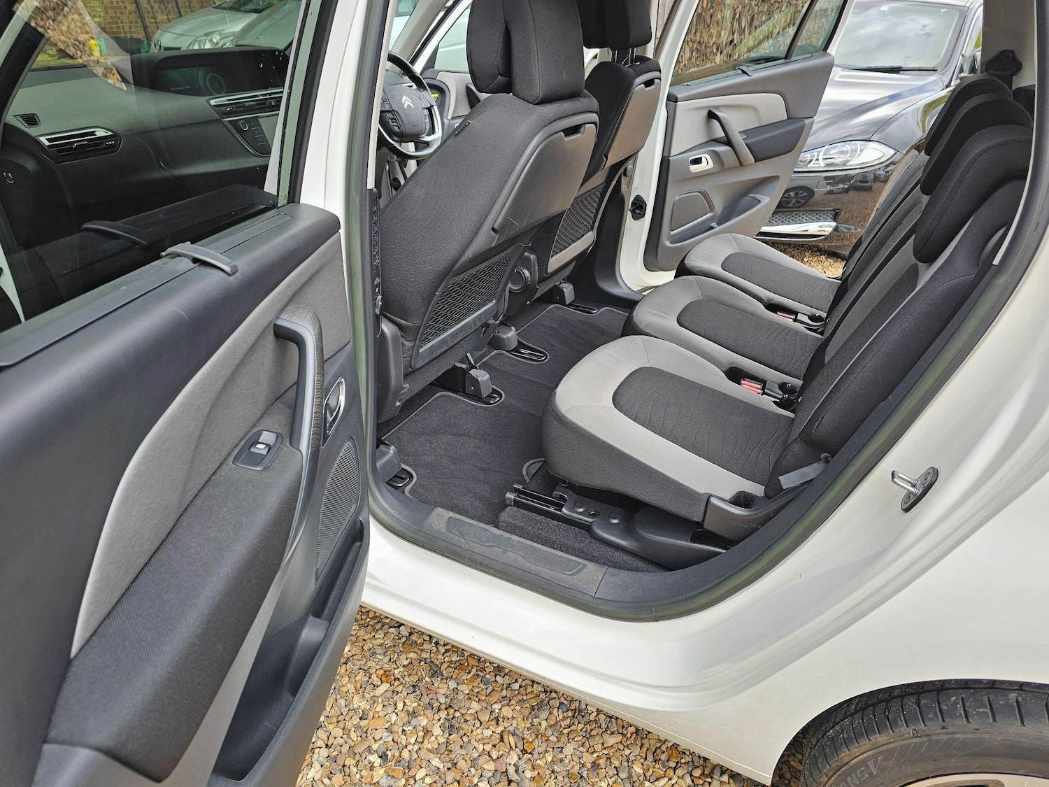Vehicle 28