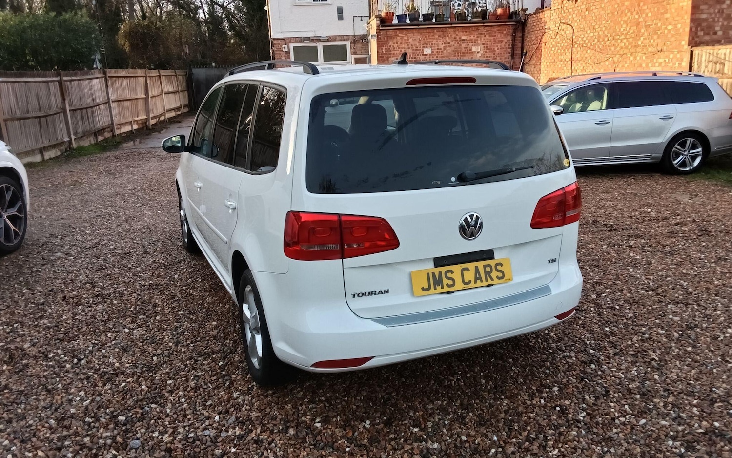 Used Volkswagen Touran for sale - 76886867: Photo 14