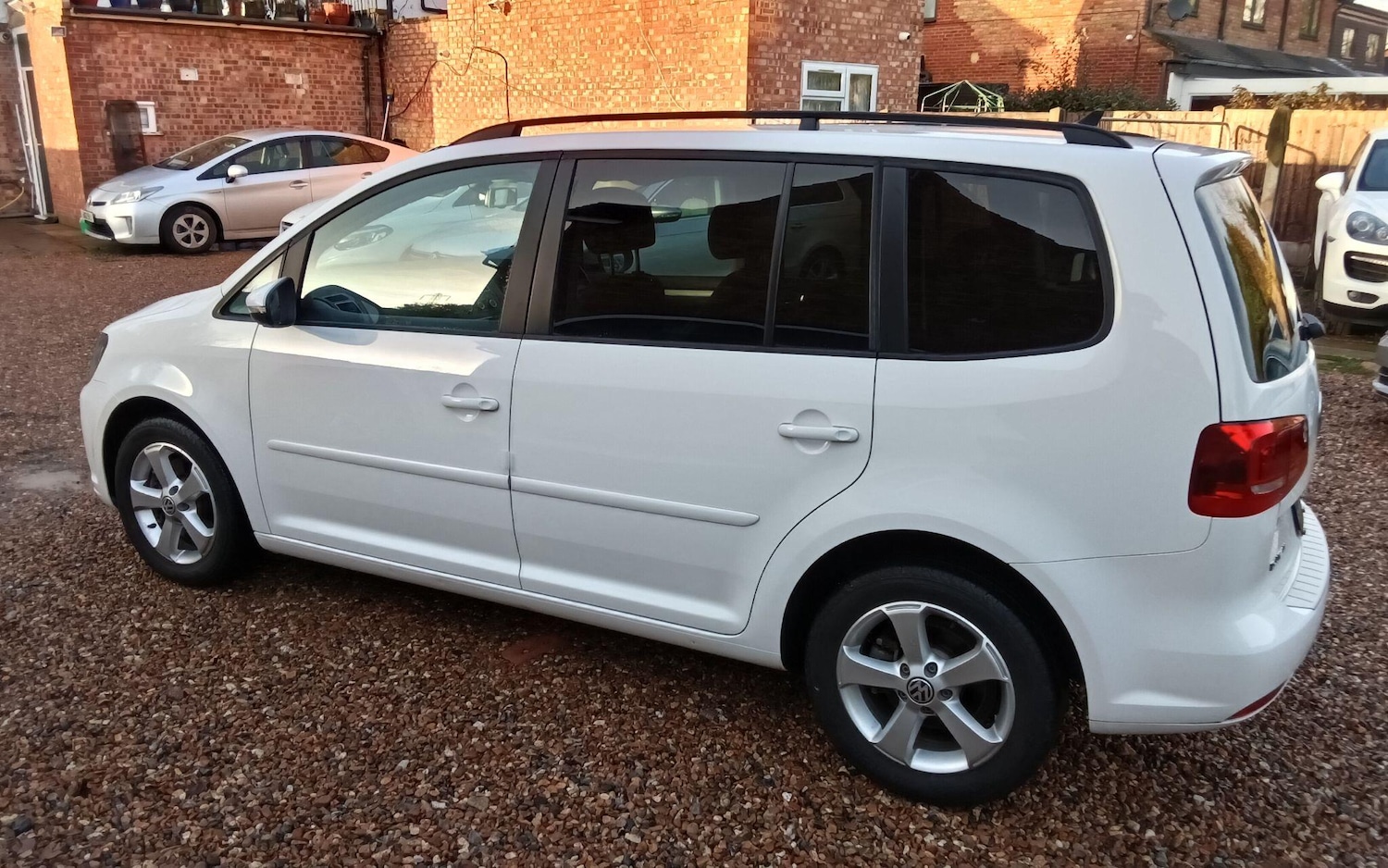 Used Volkswagen Touran for sale - 76886867: Photo 17