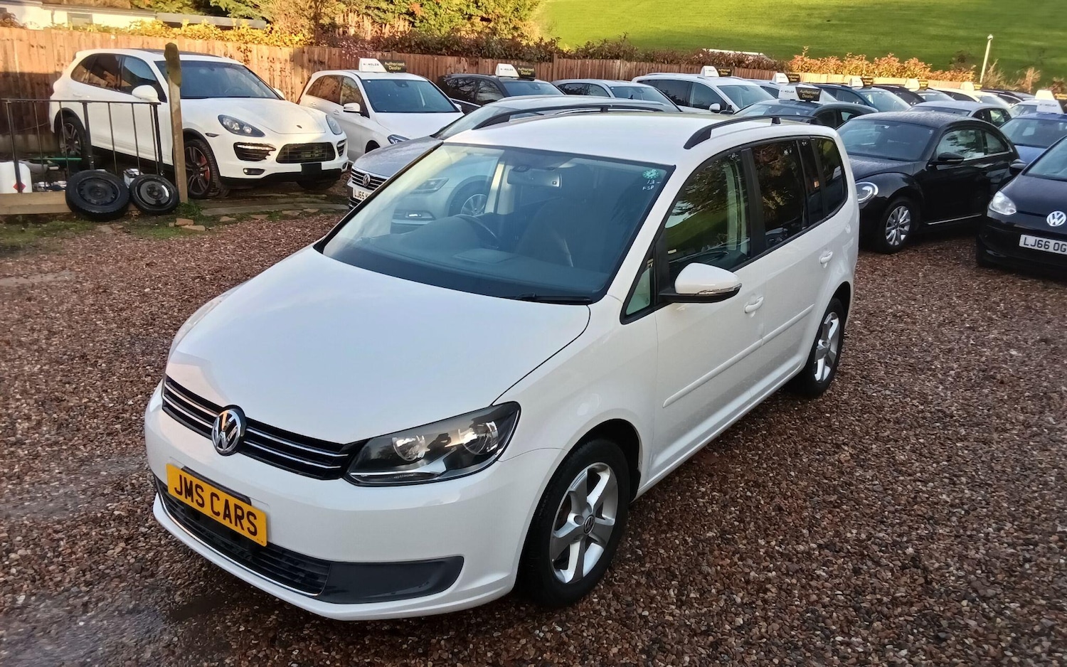 Used Volkswagen Touran for sale - 76886867: Photo 3