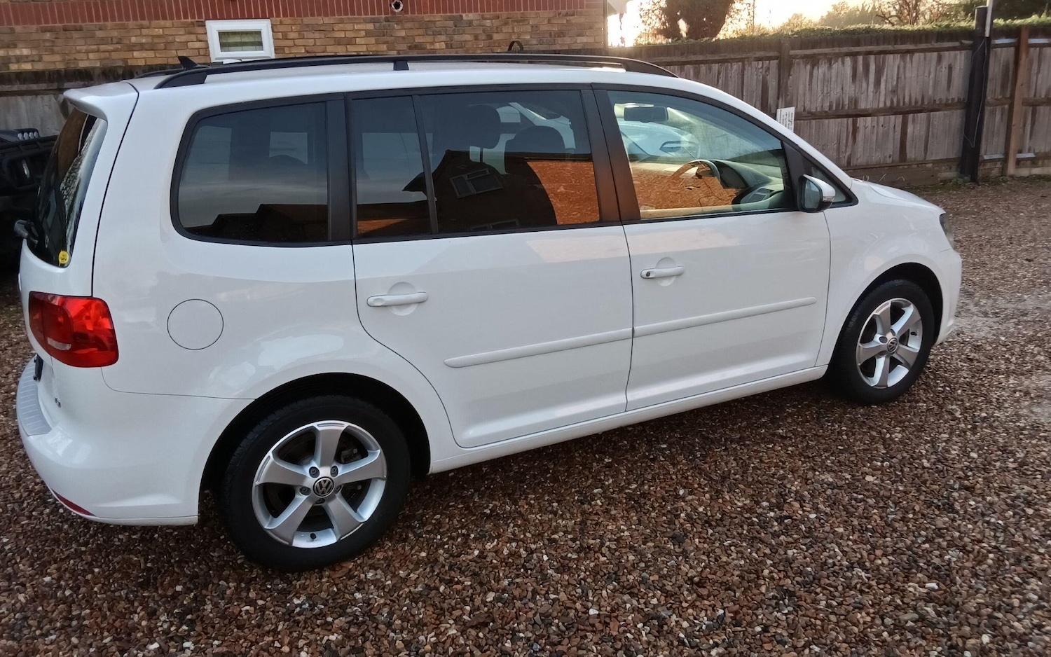 Used Volkswagen Touran for sale - 76886867: Photo 60