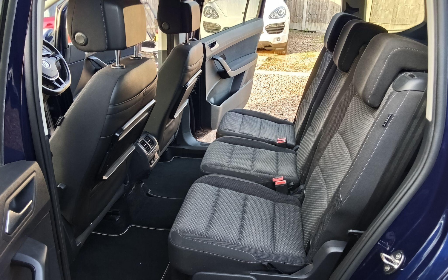 Used Volkswagen Touran 2026 for sale - 77839744: Photo 26