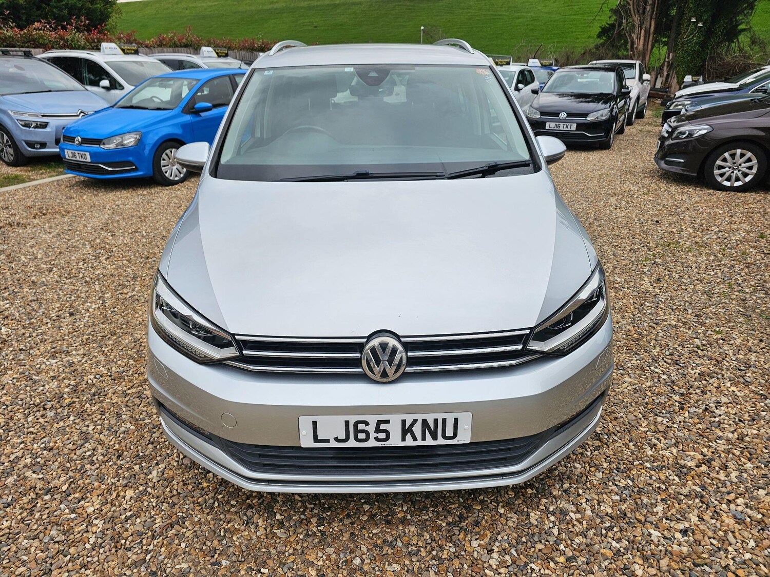 Used Volkswagen Touran for sale - 76306198: Photo 3