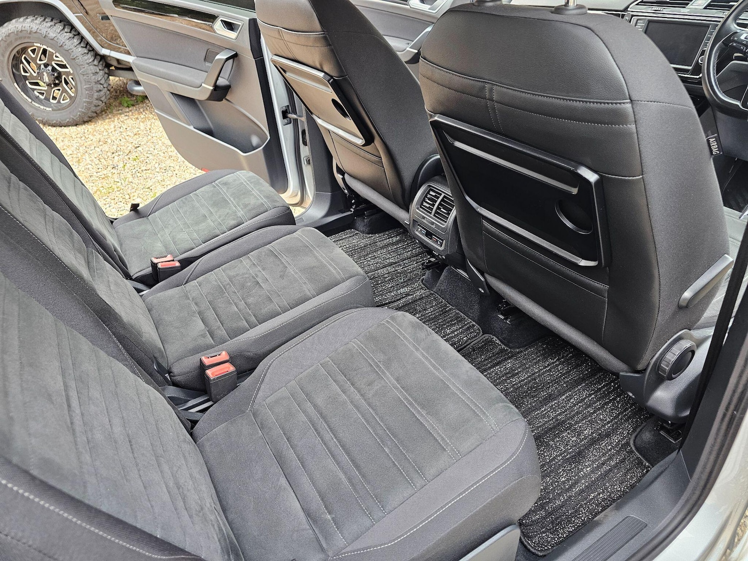 Used Volkswagen Touran for sale - 76306198: Photo 46