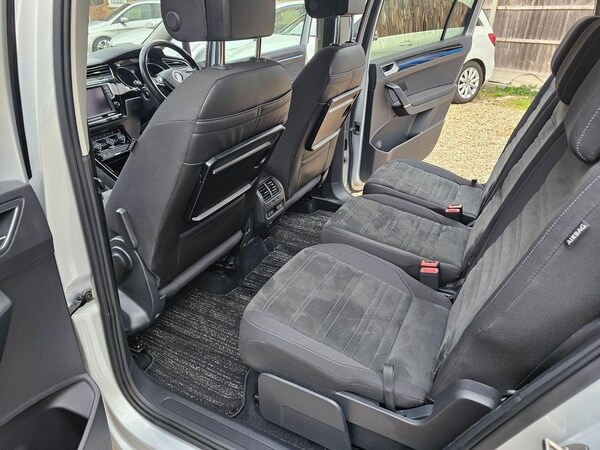 Used Volkswagen Touran for sale - 76306198: Photo 47