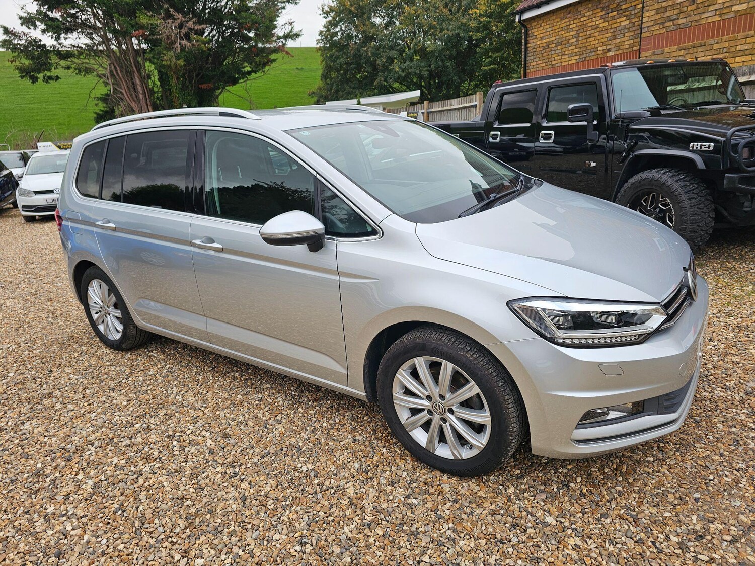 Used Volkswagen Touran for sale - 76306198: Photo 5
