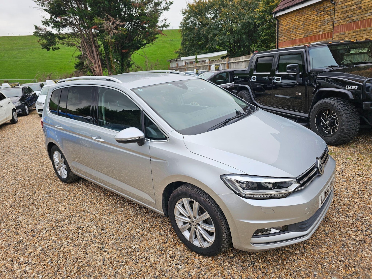 Used Volkswagen Touran for sale - 76306198: Photo 7