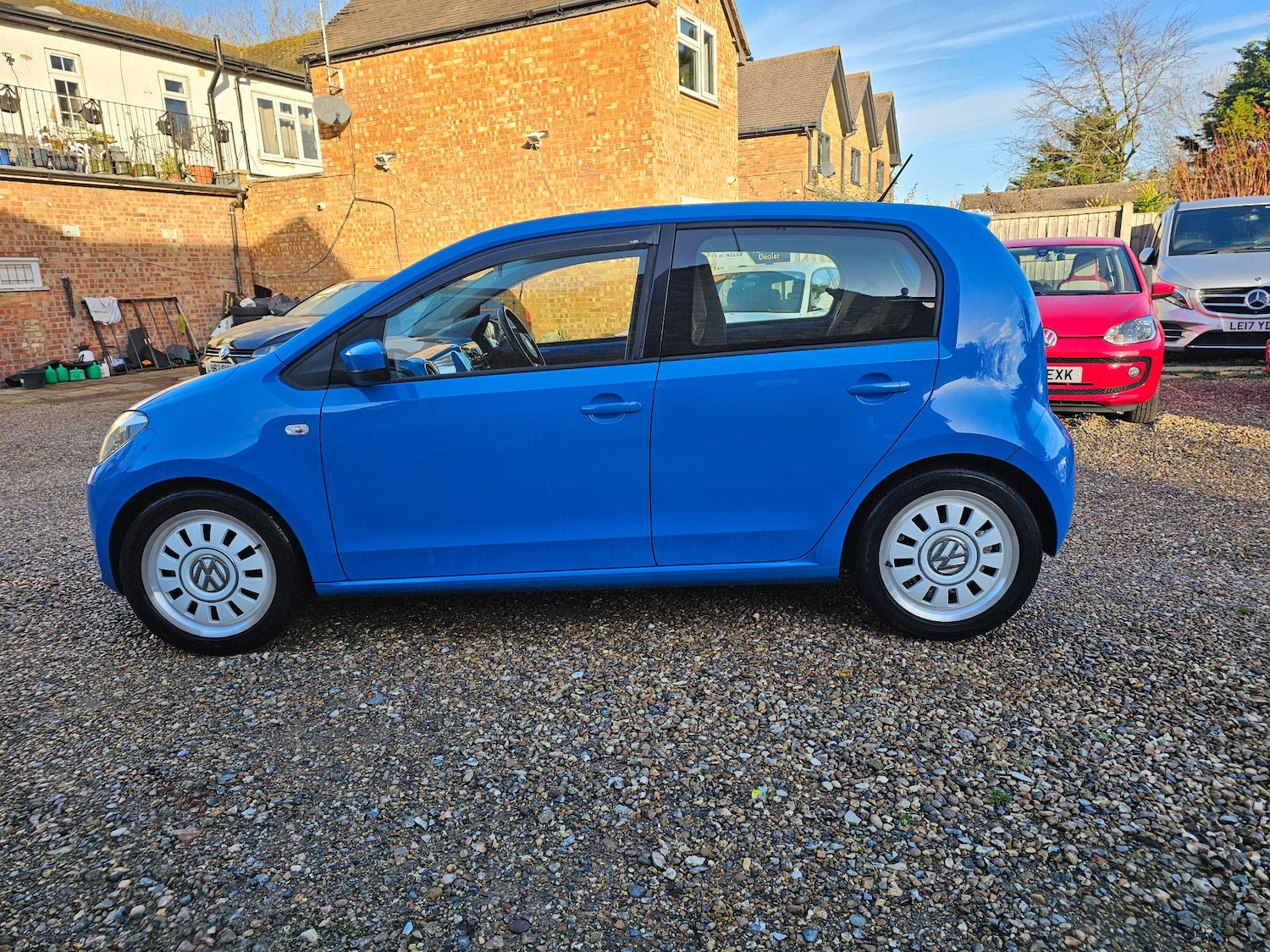 Used Volkswagen up! 2024 for sale - 76227389: Photo 13