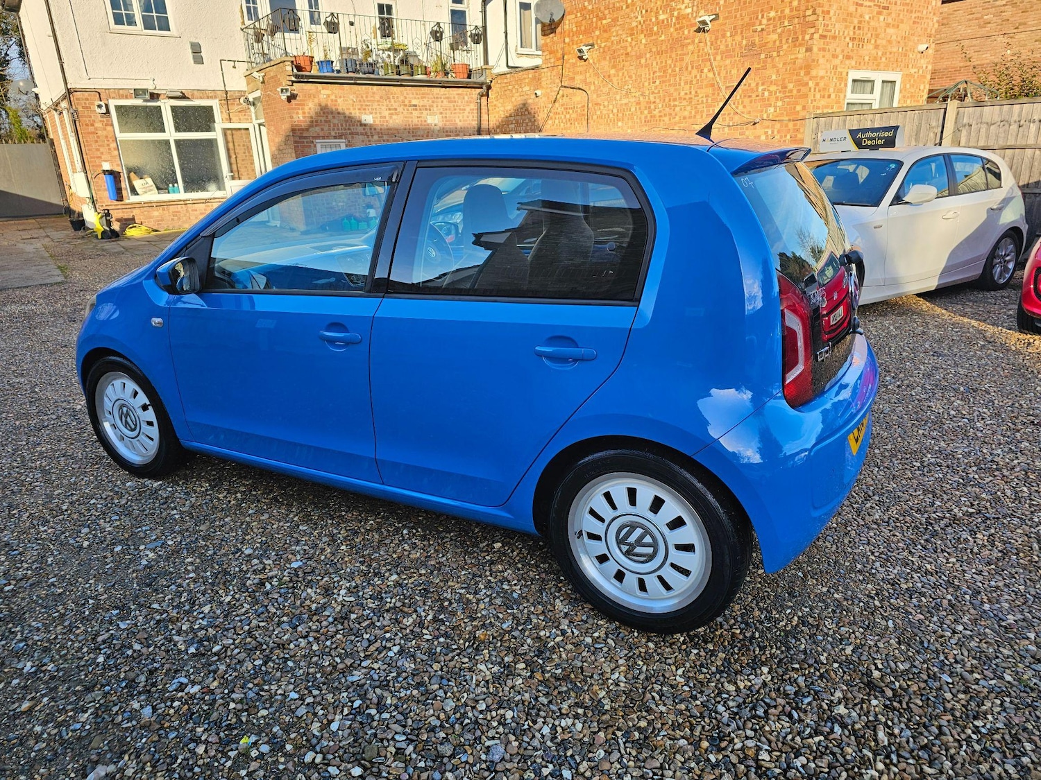 Used Volkswagen up! 2024 for sale - 76227389: Photo 15