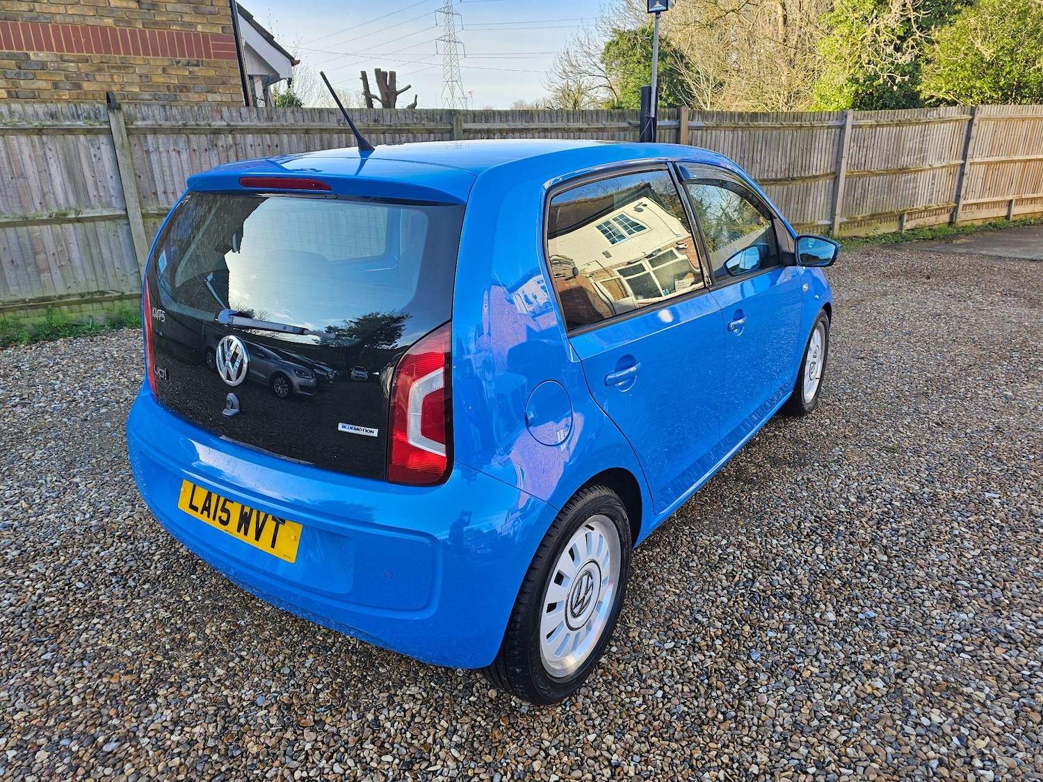 Used Volkswagen up! 2024 for sale - 76227389: Photo 25