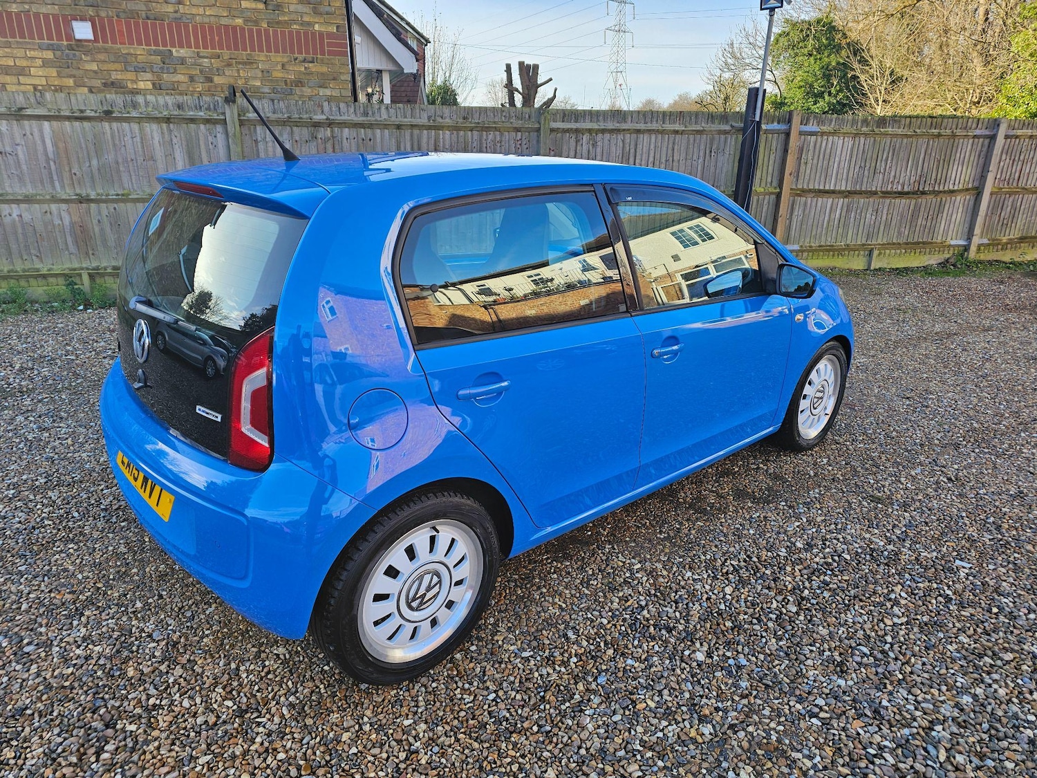 Used Volkswagen up! 2024 for sale - 76227389: Photo 27