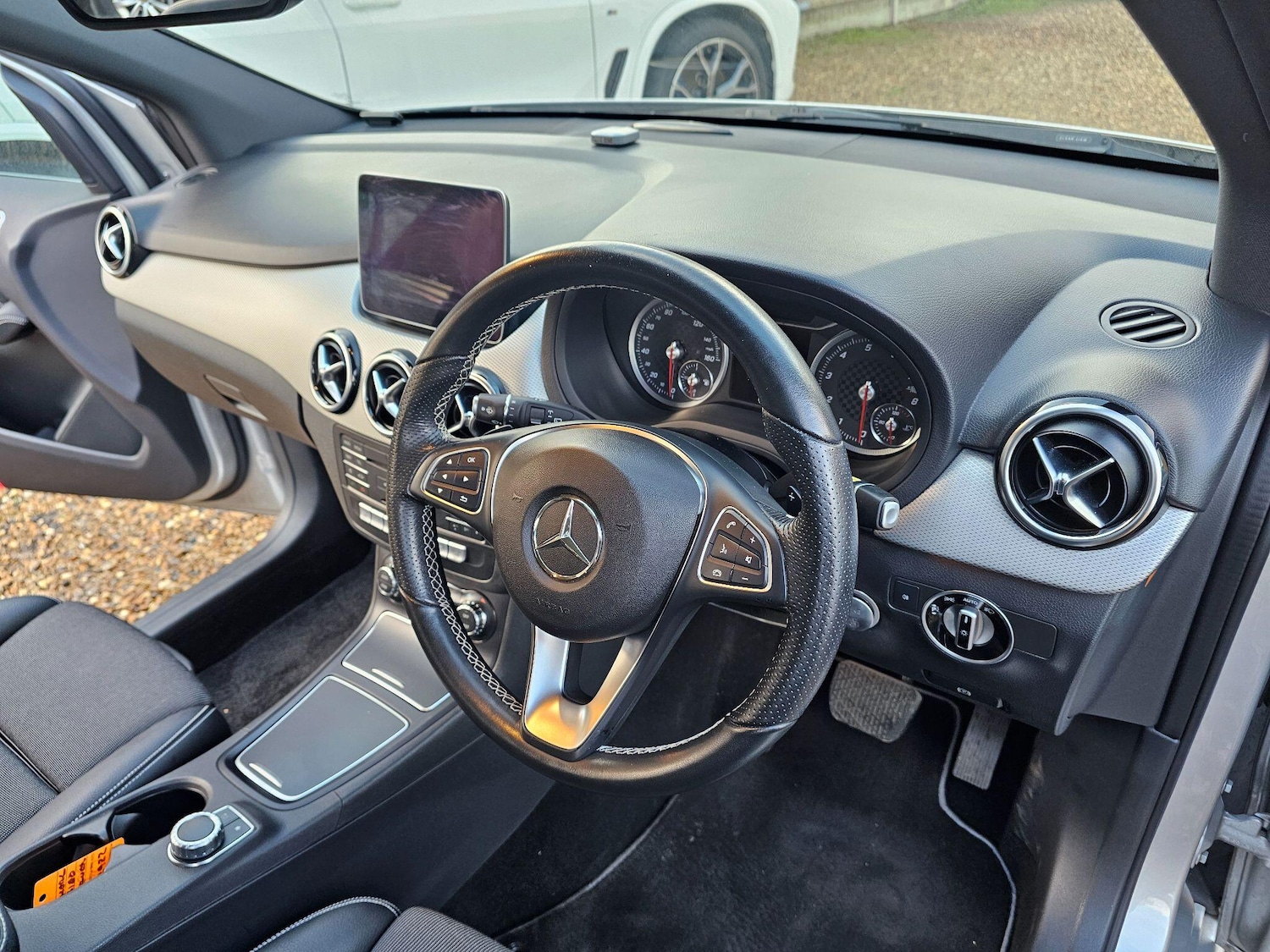 Used Mercedes-Benz B Class for sale - 76742388: Photo 34