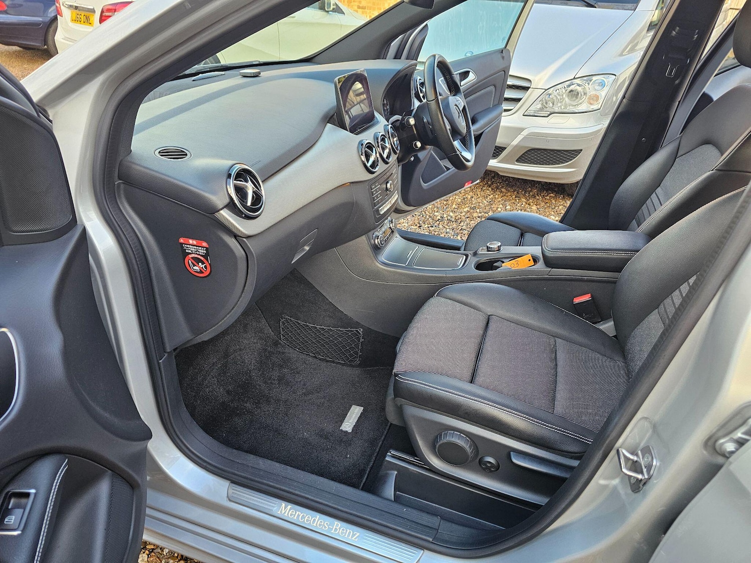 Used Mercedes-Benz B Class for sale - 76742388: Photo 51