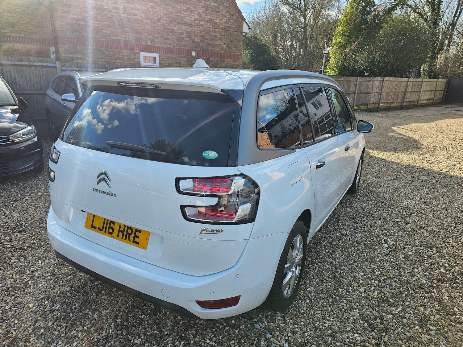 Vehicle 21