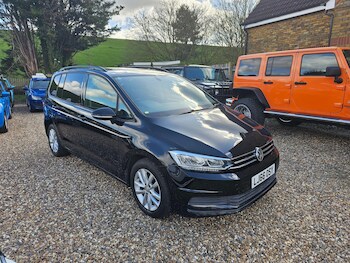 Used Volkswagen Touran 2016 for sale - 78019846: Photo