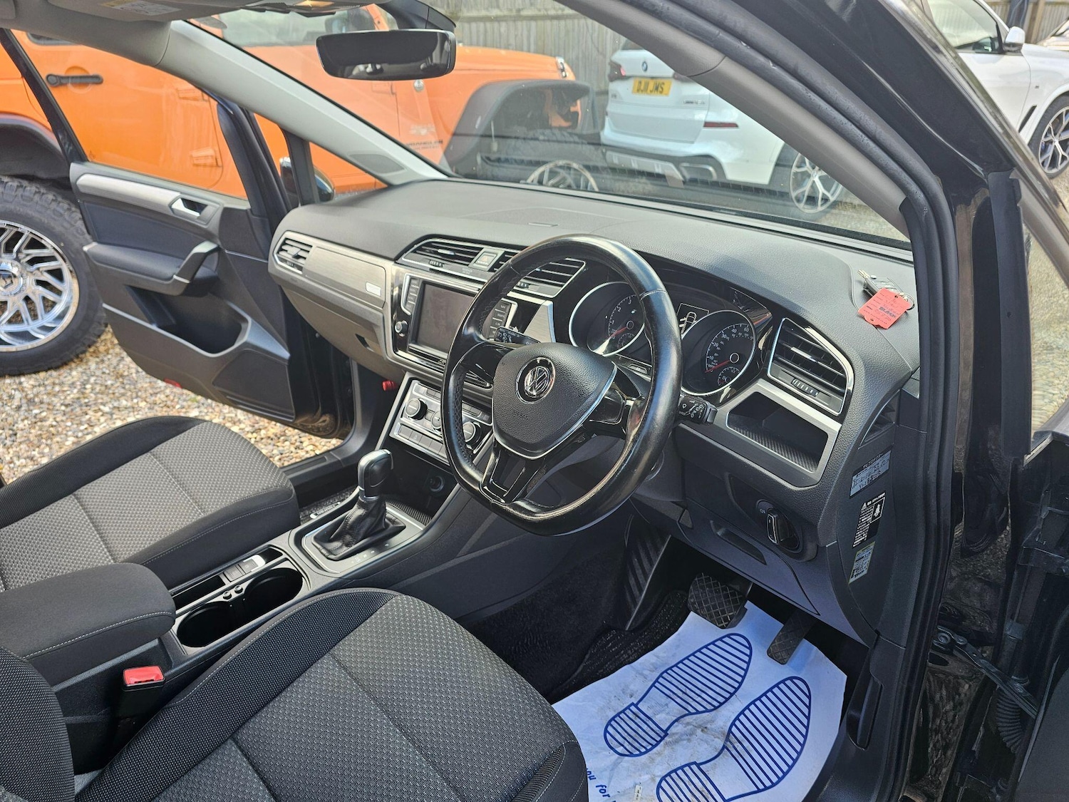 Used Volkswagen Touran 2026 for sale - 78019846: Photo 32