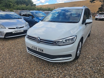 Used Volkswagen Touran 2019 for sale - 79577056: Photo