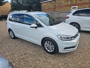 Used Volkswagen Touran 2019 for sale - 79577056: Photo