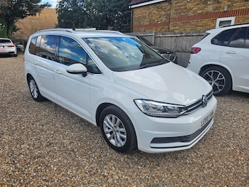 Used Volkswagen Touran 2019 for sale - 79577056: Photo