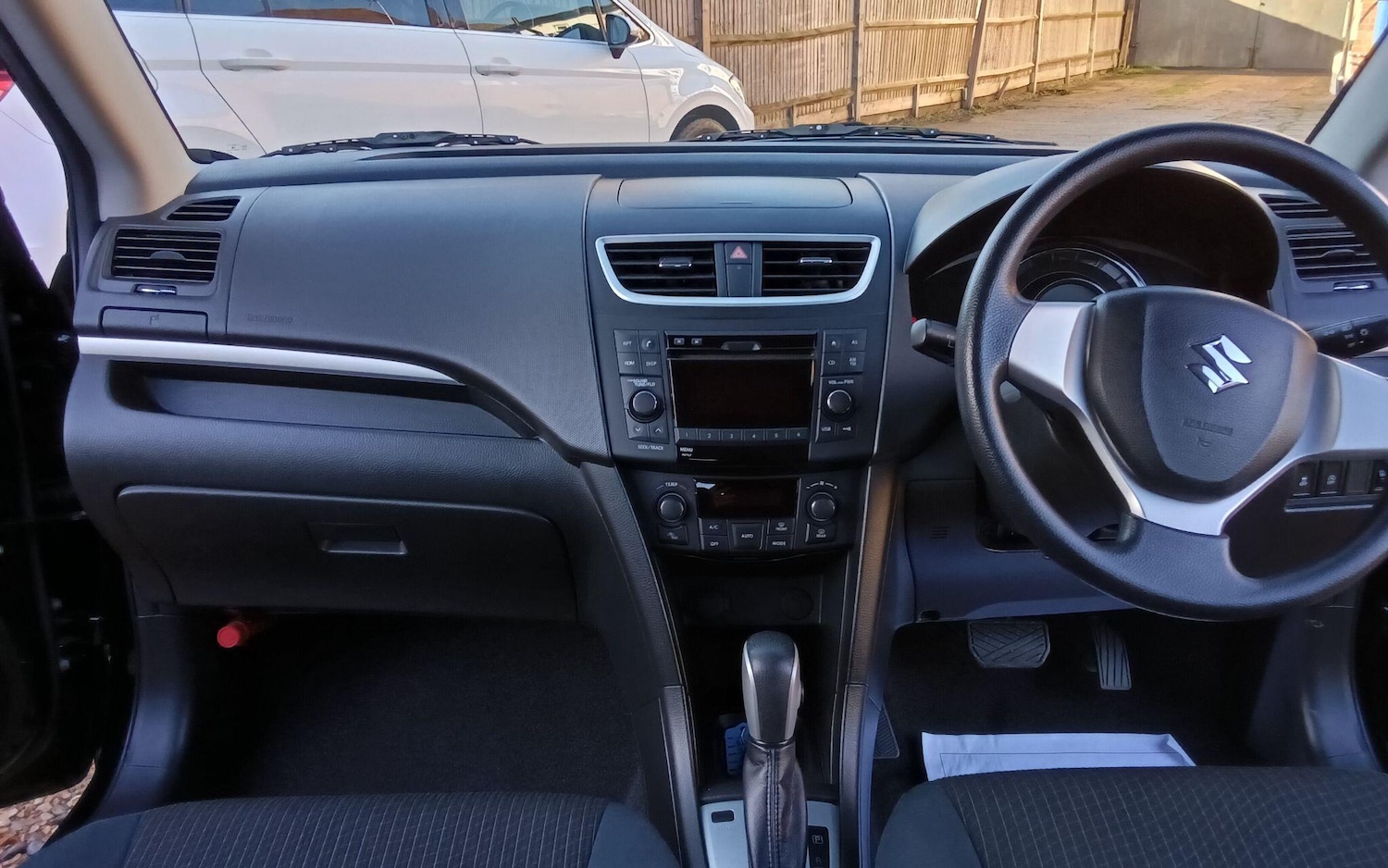 Used Suzuki Swift for sale - 77016424: Photo 48