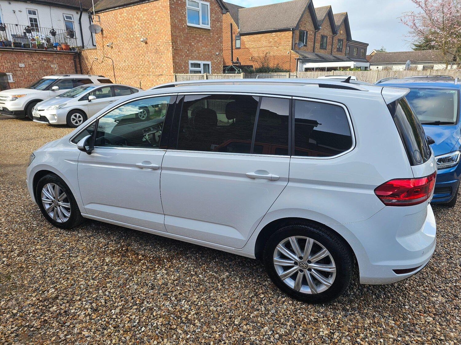 Used Volkswagen Touran for sale - 77839551: Photo 14