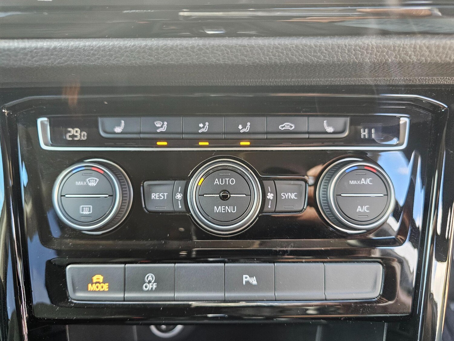 Used Volkswagen Touran for sale - 77839551: Photo 48