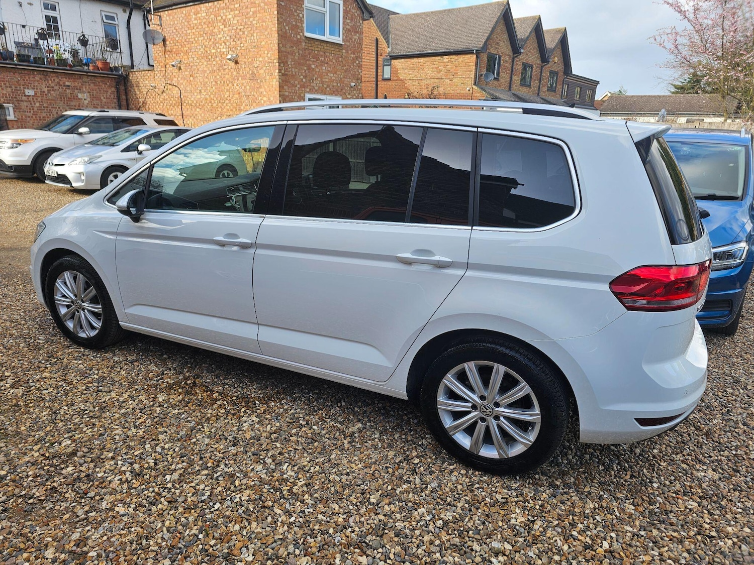 Used Volkswagen Touran for sale - 77839551: Photo 5