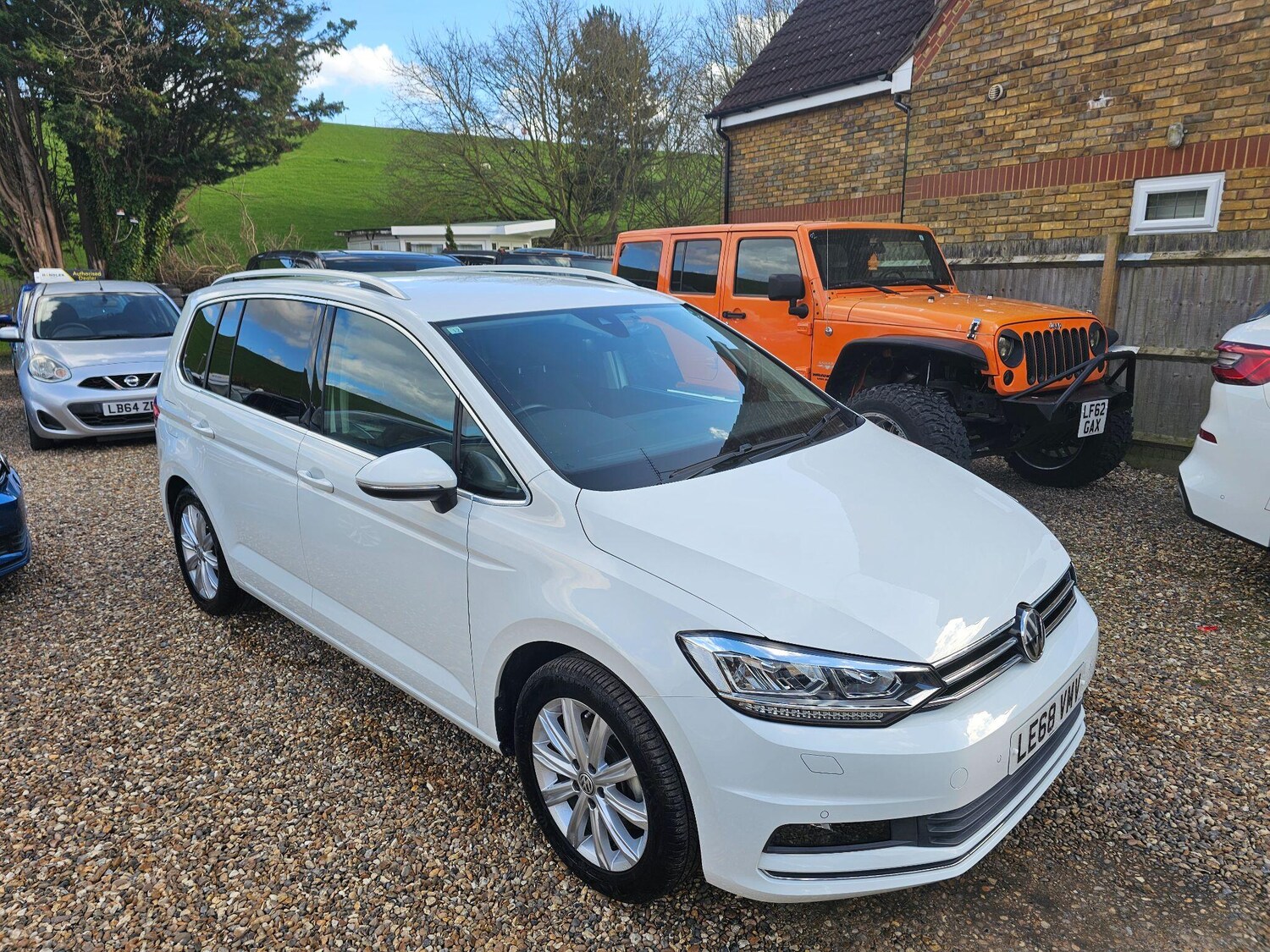 Used Volkswagen Touran for sale - 77839551: Photo 6